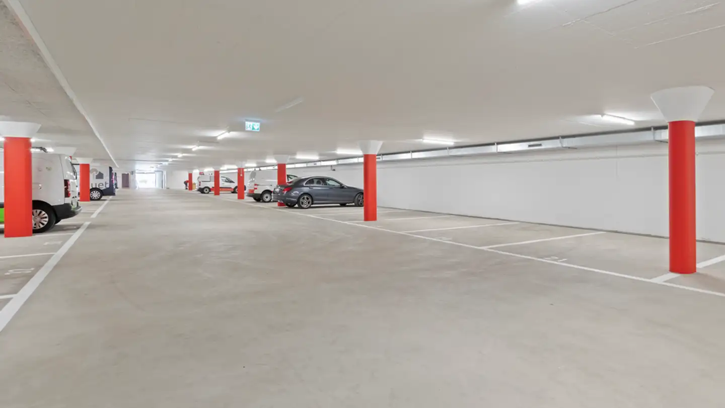 Garage double à louer - Rosenthalstrasse 17a, 8636 Wald ZH