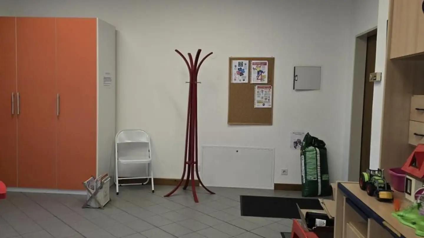 Commercial for rent - Rue Des Grands Prés 2, 2854 Bassecourt - Photo 2