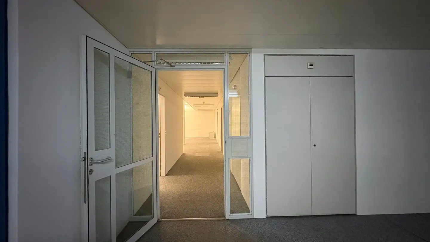 Office space for rent - Meriedweg 11, 3172 Niederwangen b. Bern - Photo 3