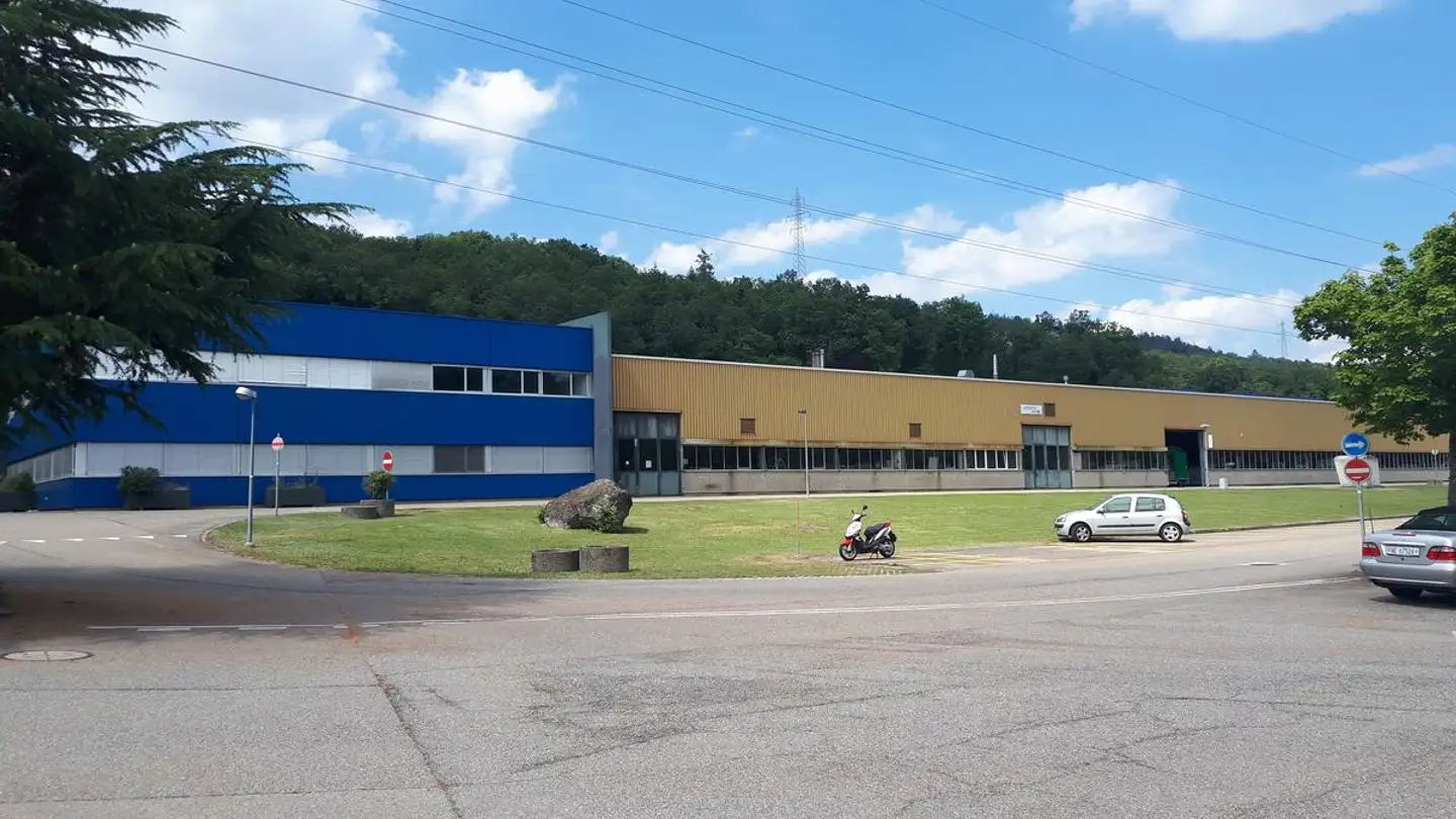 Parcheggio esterno in affitto - Chemin Des Vernets 4, 2035 Corcelles NE