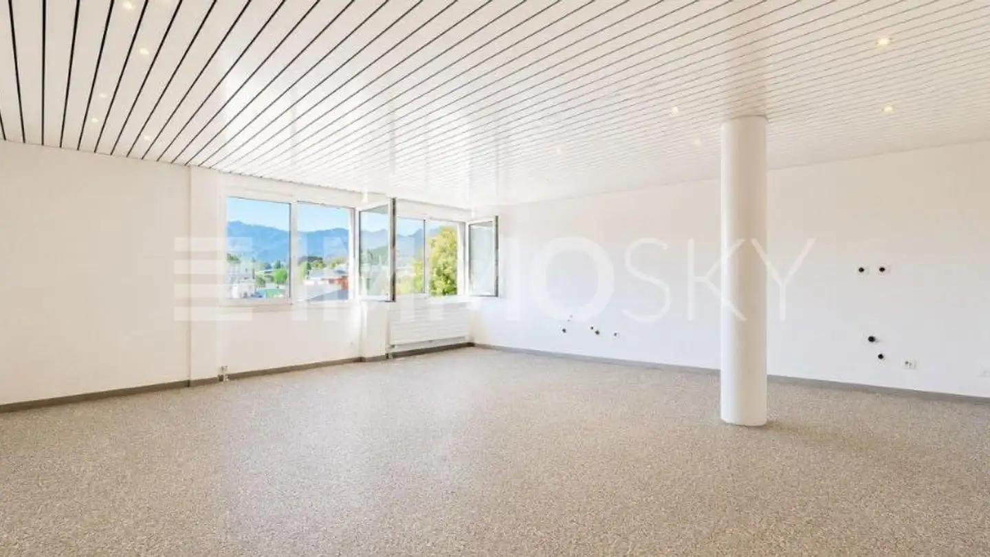 Office space for sale - 7503 Samedan - Photo 2