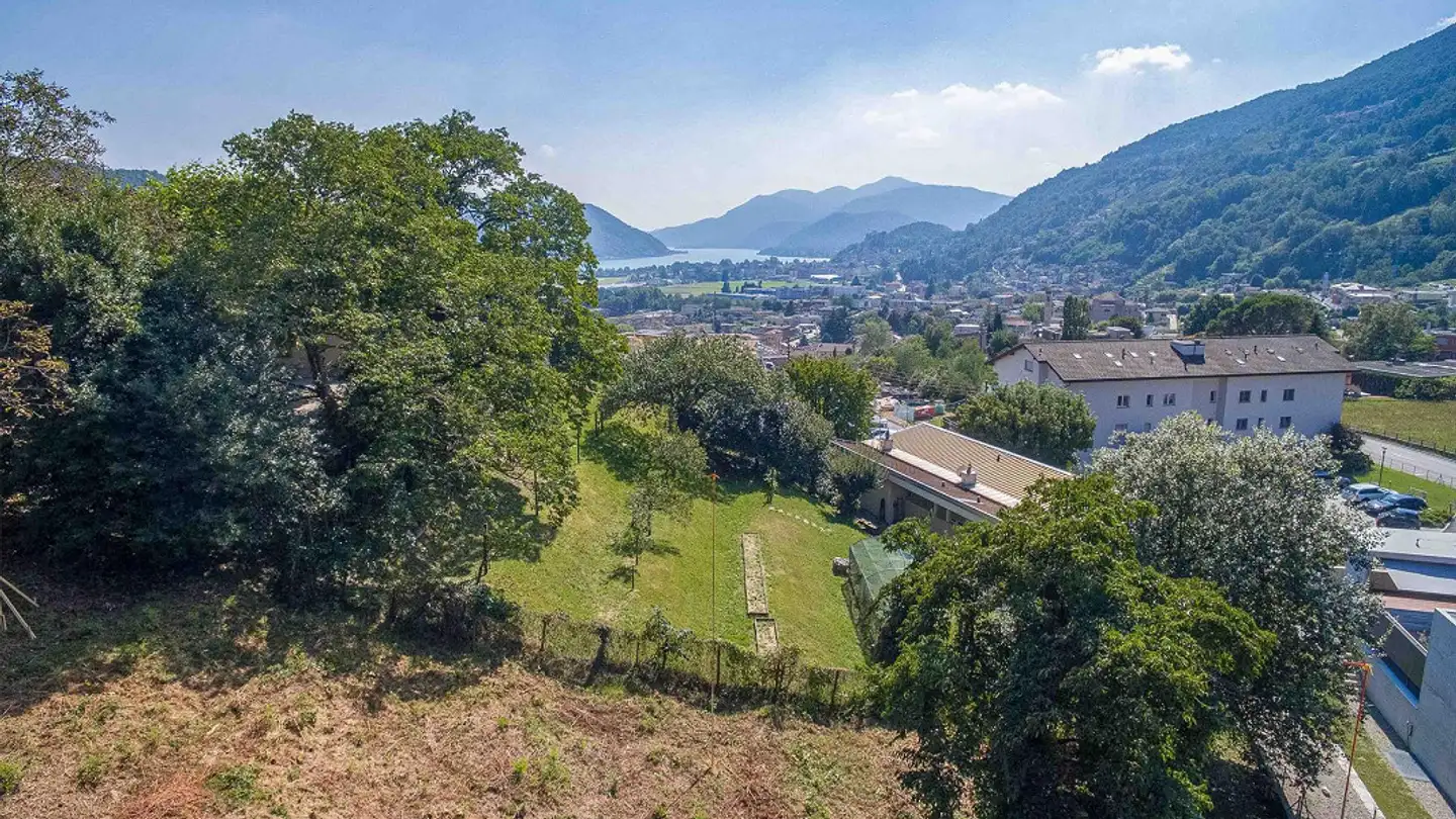 Terrain constructible à vendre - 6934 Bioggio