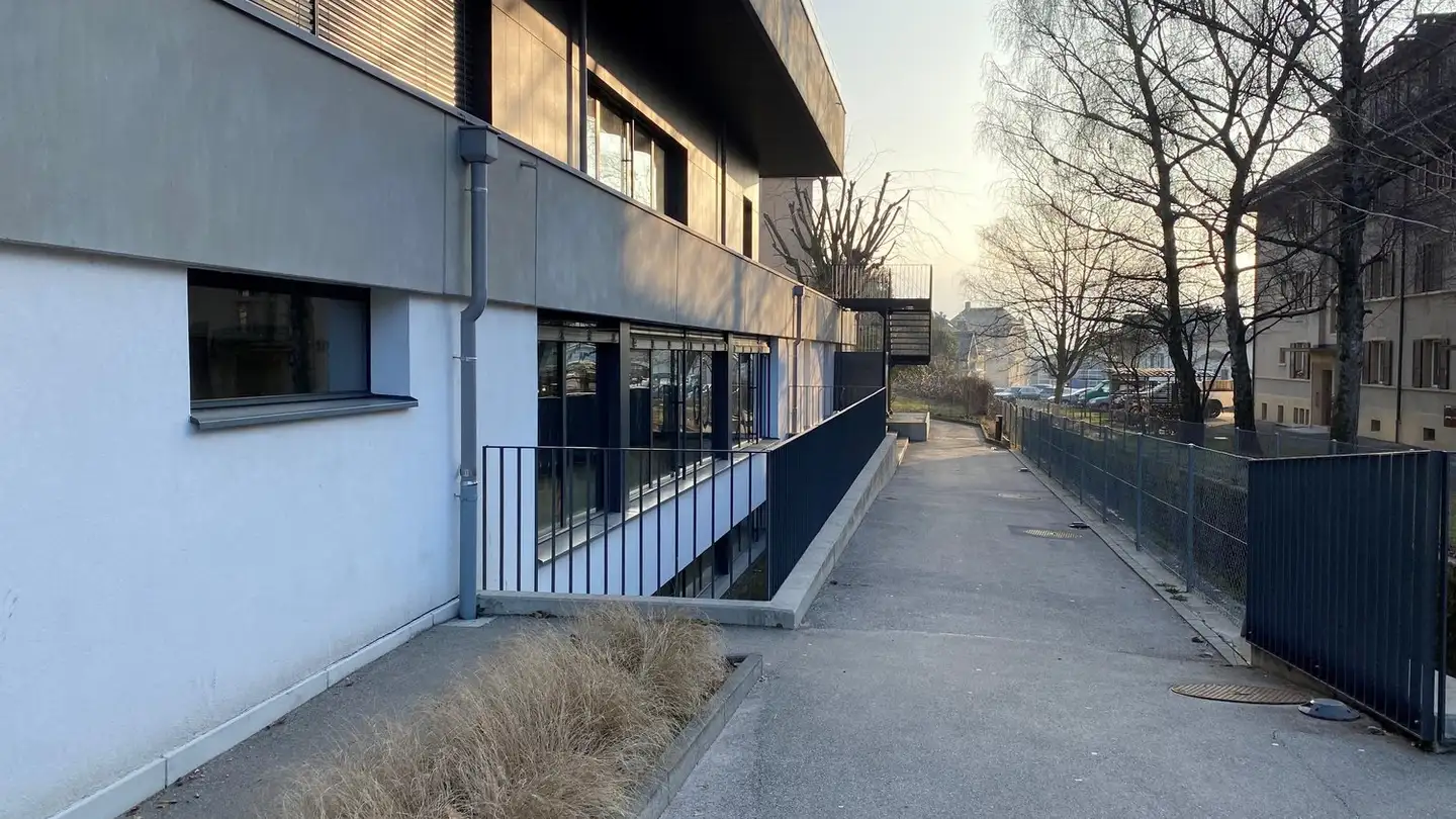 Commercial for rent - Avenue De La Gare 17, 1180 Rolle - Photo 3