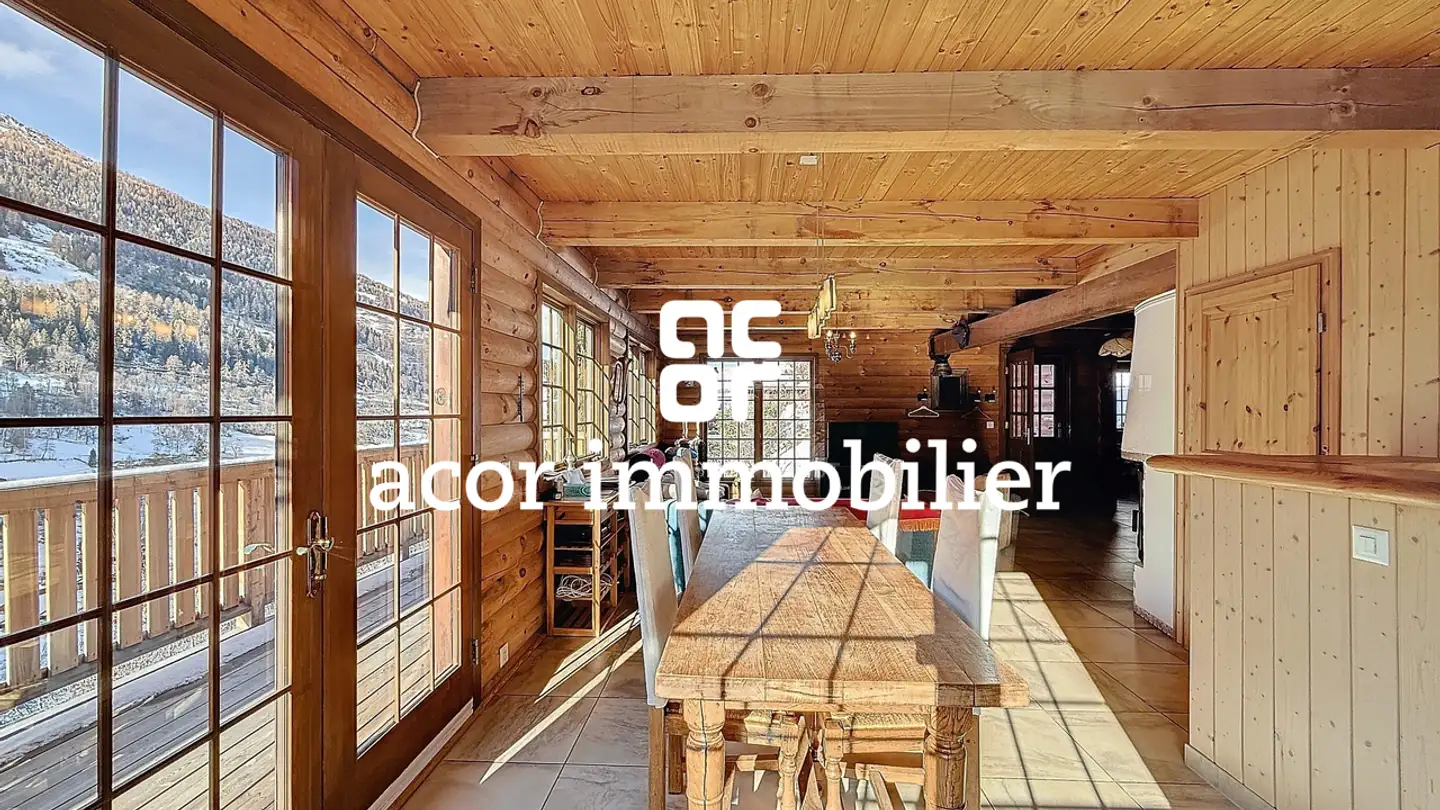 Chalet for sale - 3961 Ayer - Photo 2