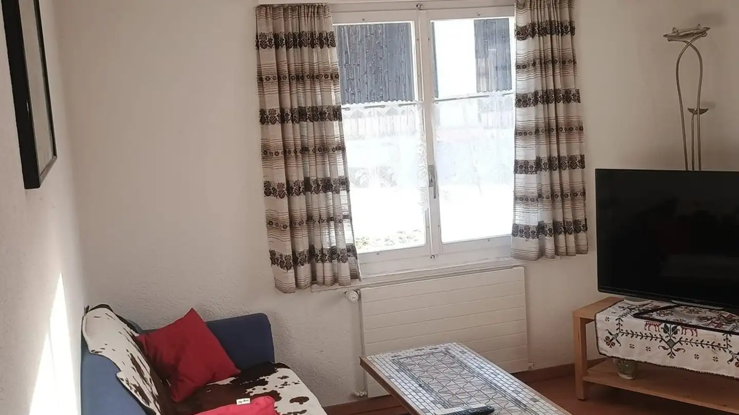 Appartement à louer - Via Casut 7, 7164 Dardin