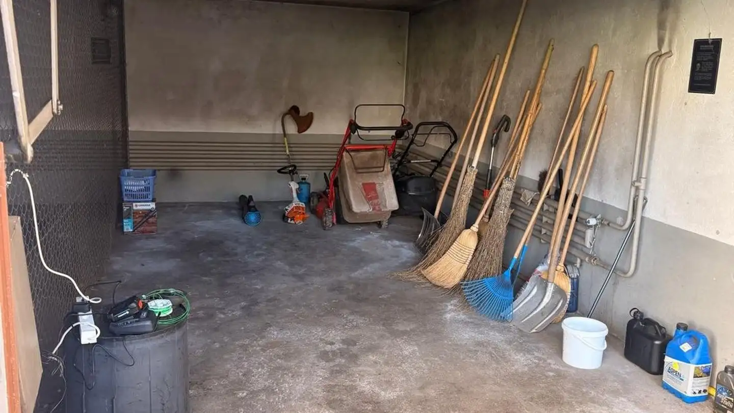 Parcheggio esterno in affitto - Kalchbühlstrasse 163, 8038 Zürich