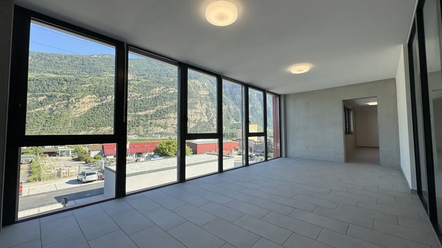 Commercial for rent - Zone Industrielle Les Combes 6, 1955 St-Pierre-de-Clages - Photo 4