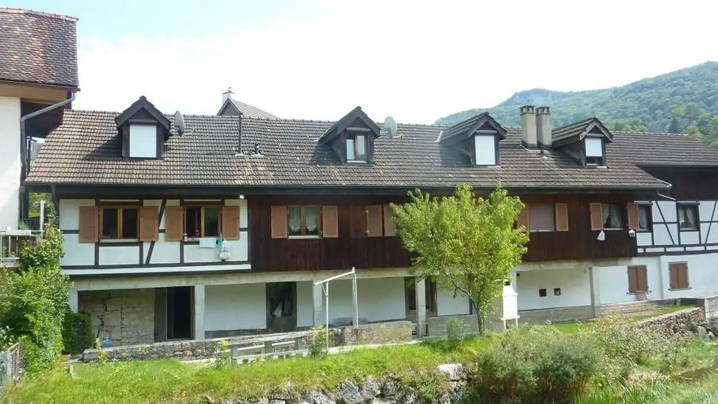 Immeuble mixte à vendre - 2805 Soyhières