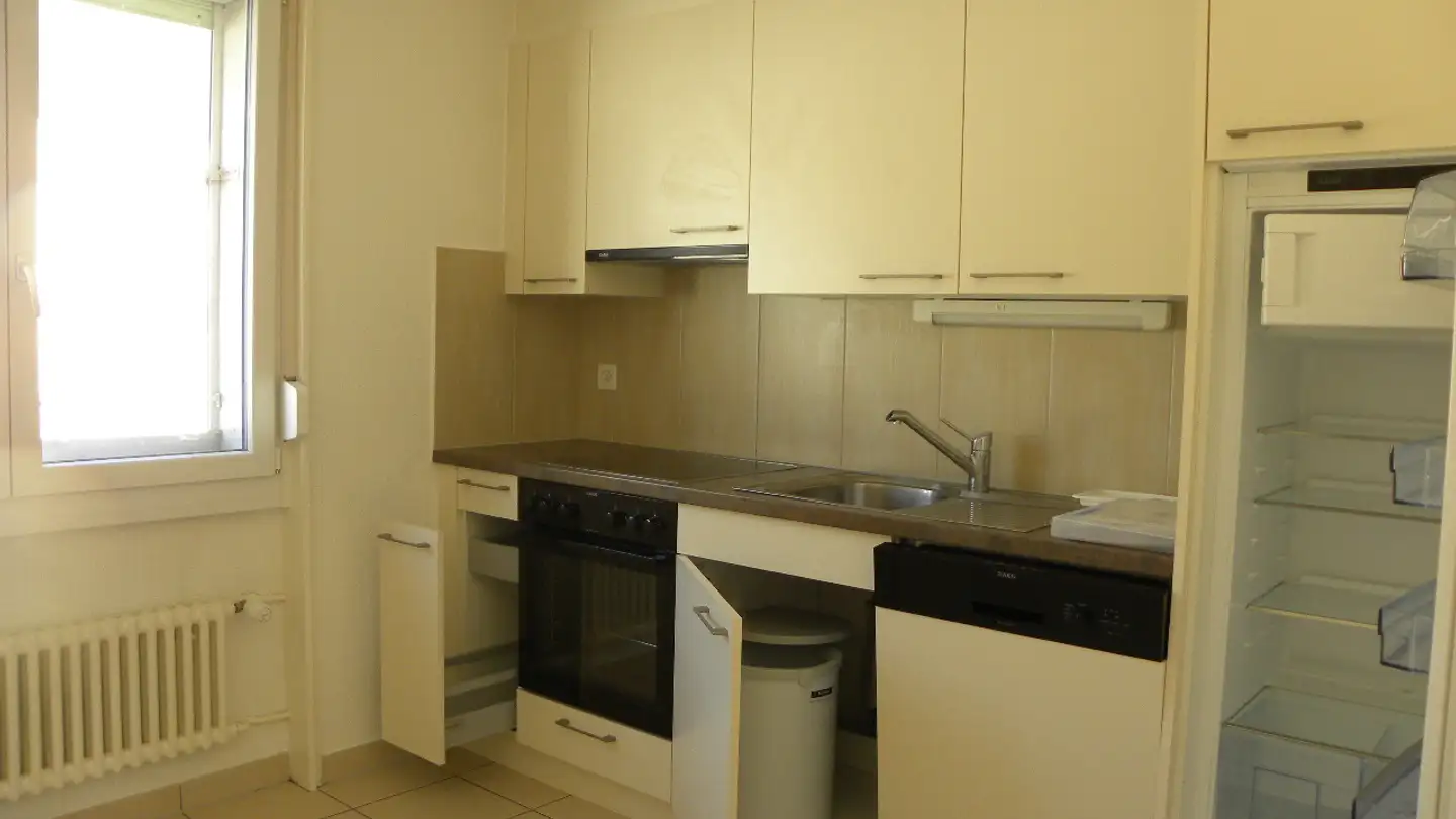 Apartment for rent - Rue Des Planches-Vallier 3, 2088 Cressier NE - Photo 2