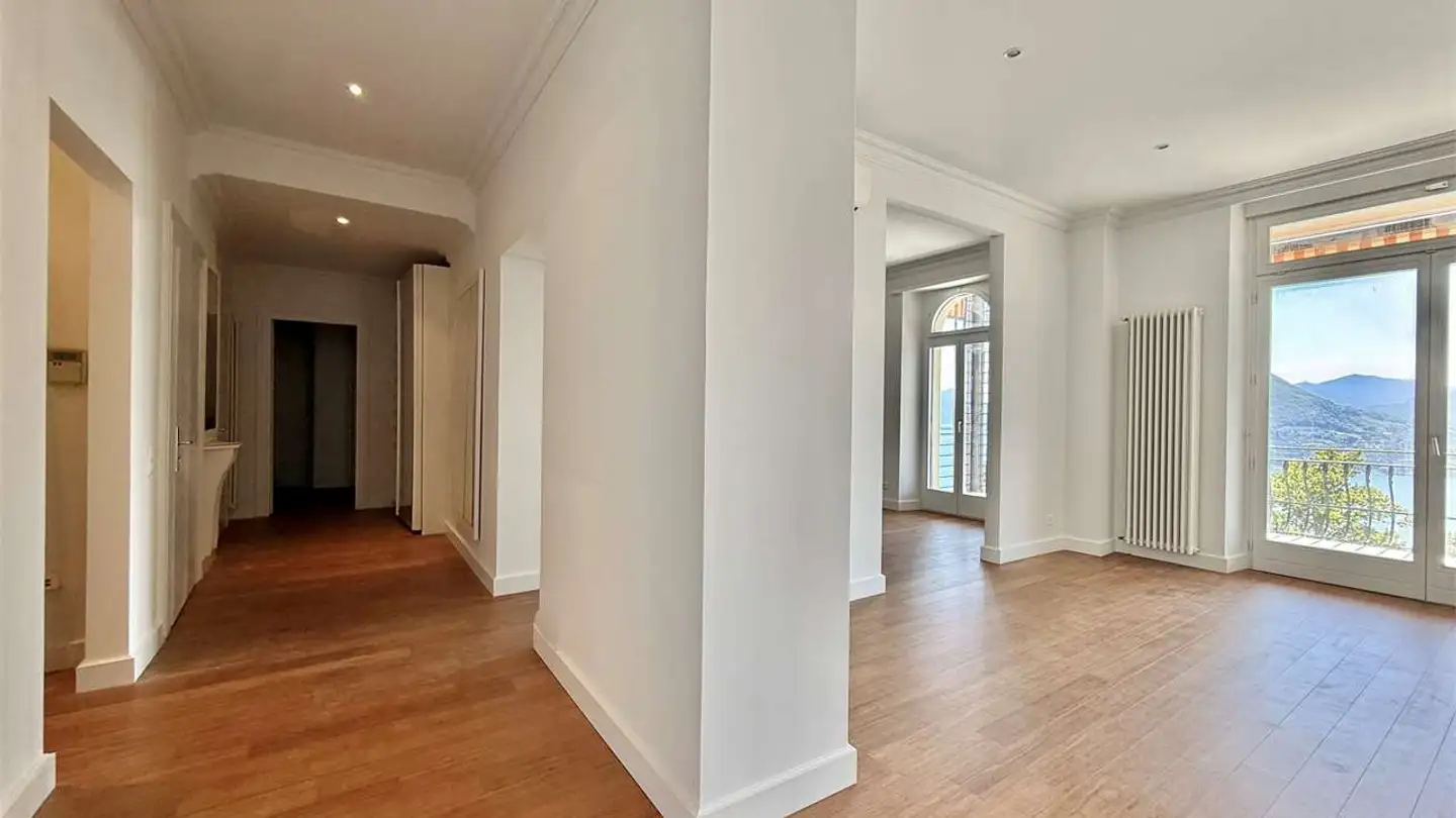 Appartement à louer - Via Ceresio Di Suvigliana, 6977 Ruvigliana