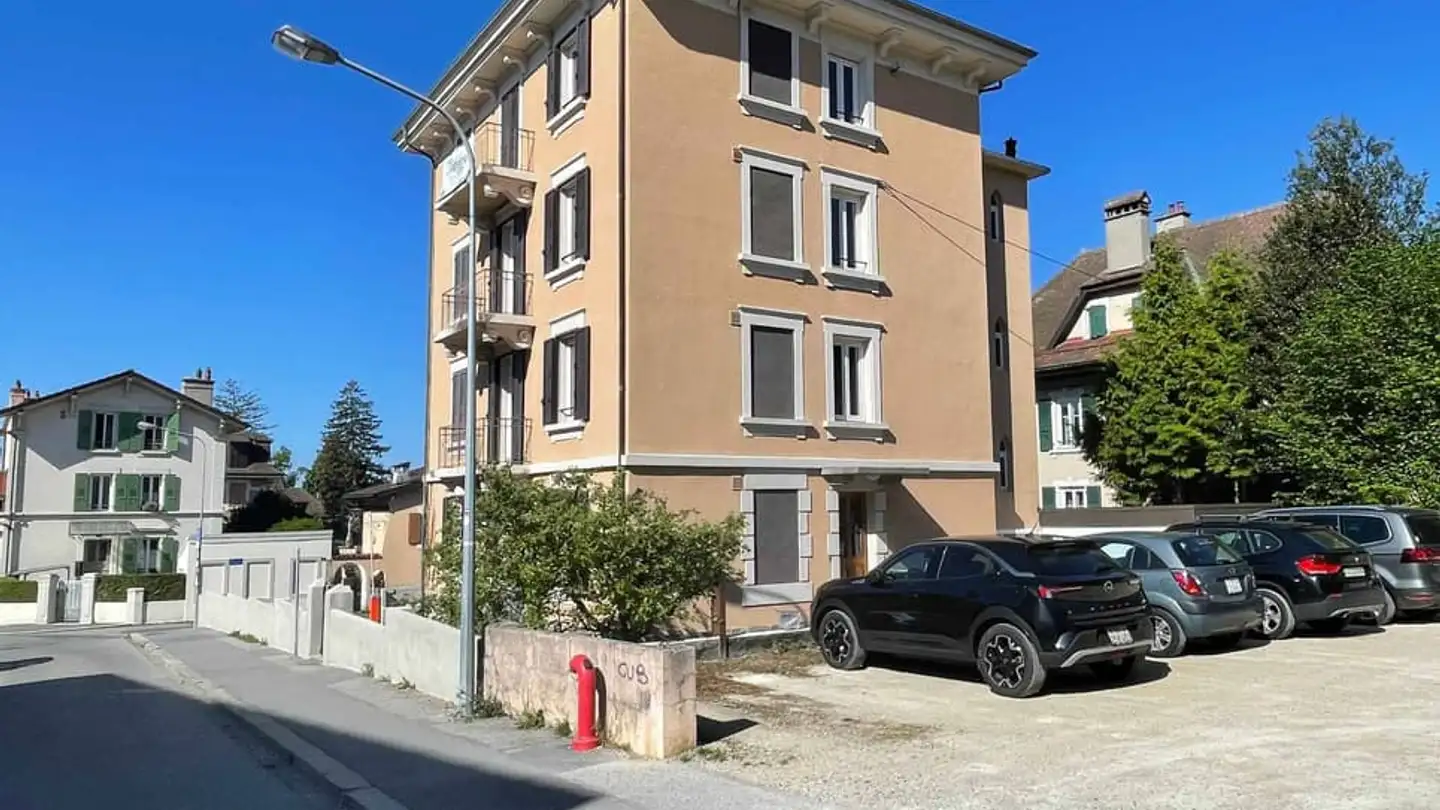 Residential building for sale - 1004 Lausanne