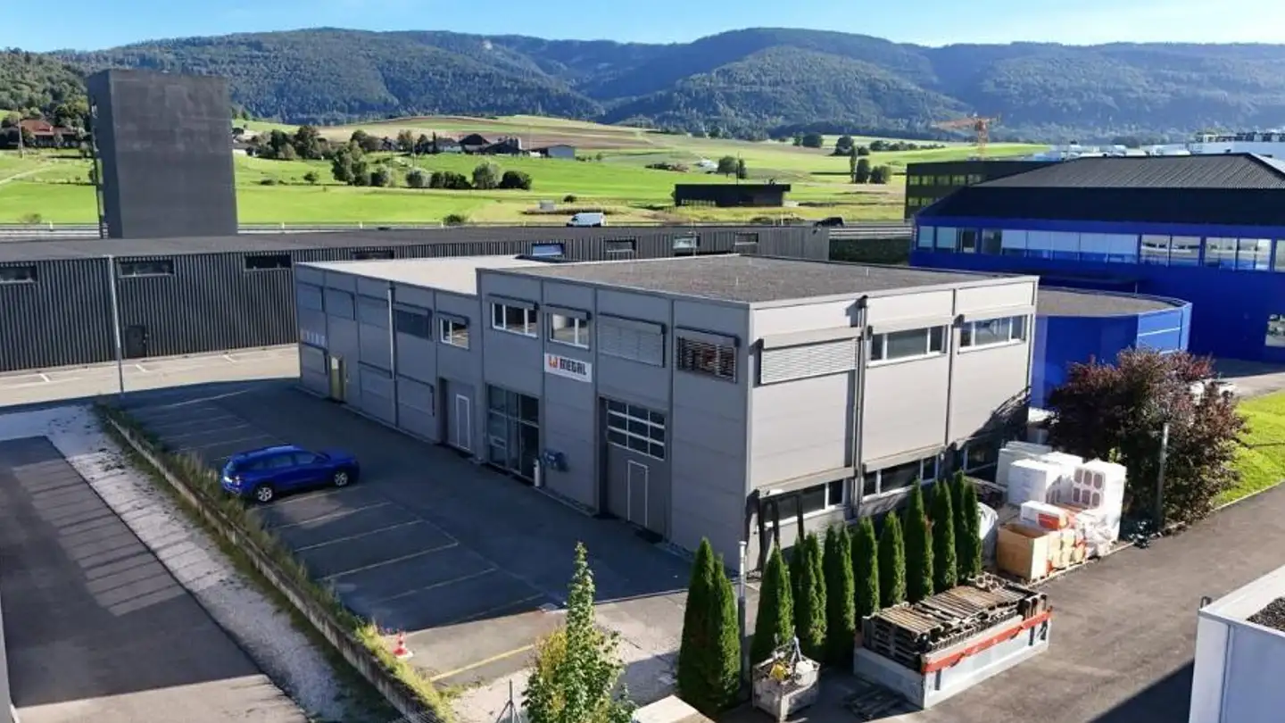 Immeuble mixte à vendre - 2800 Delémont