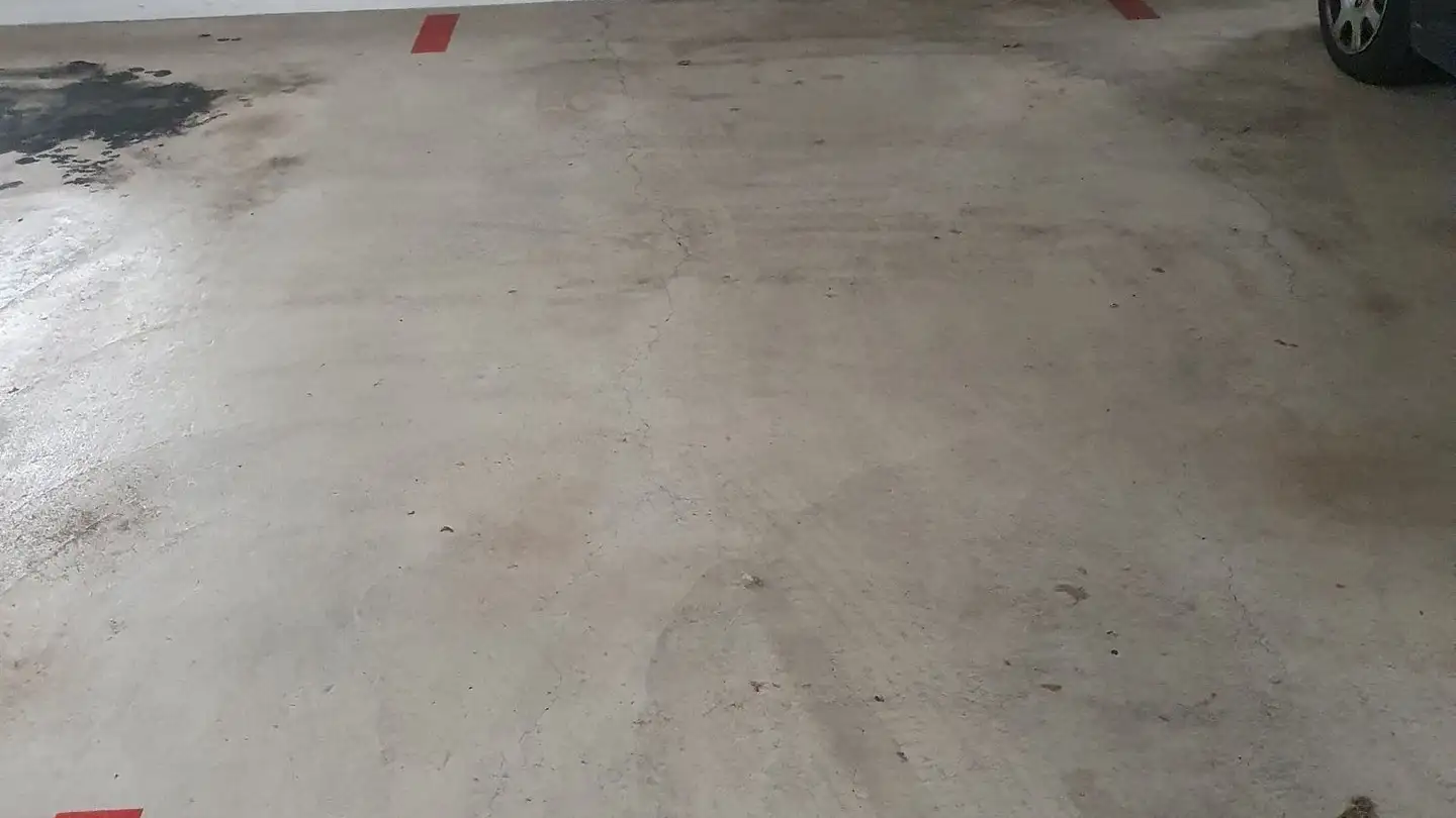 Place de parking souterraine à louer - Hafenrainstrasse 79, 4104 Oberwil BL