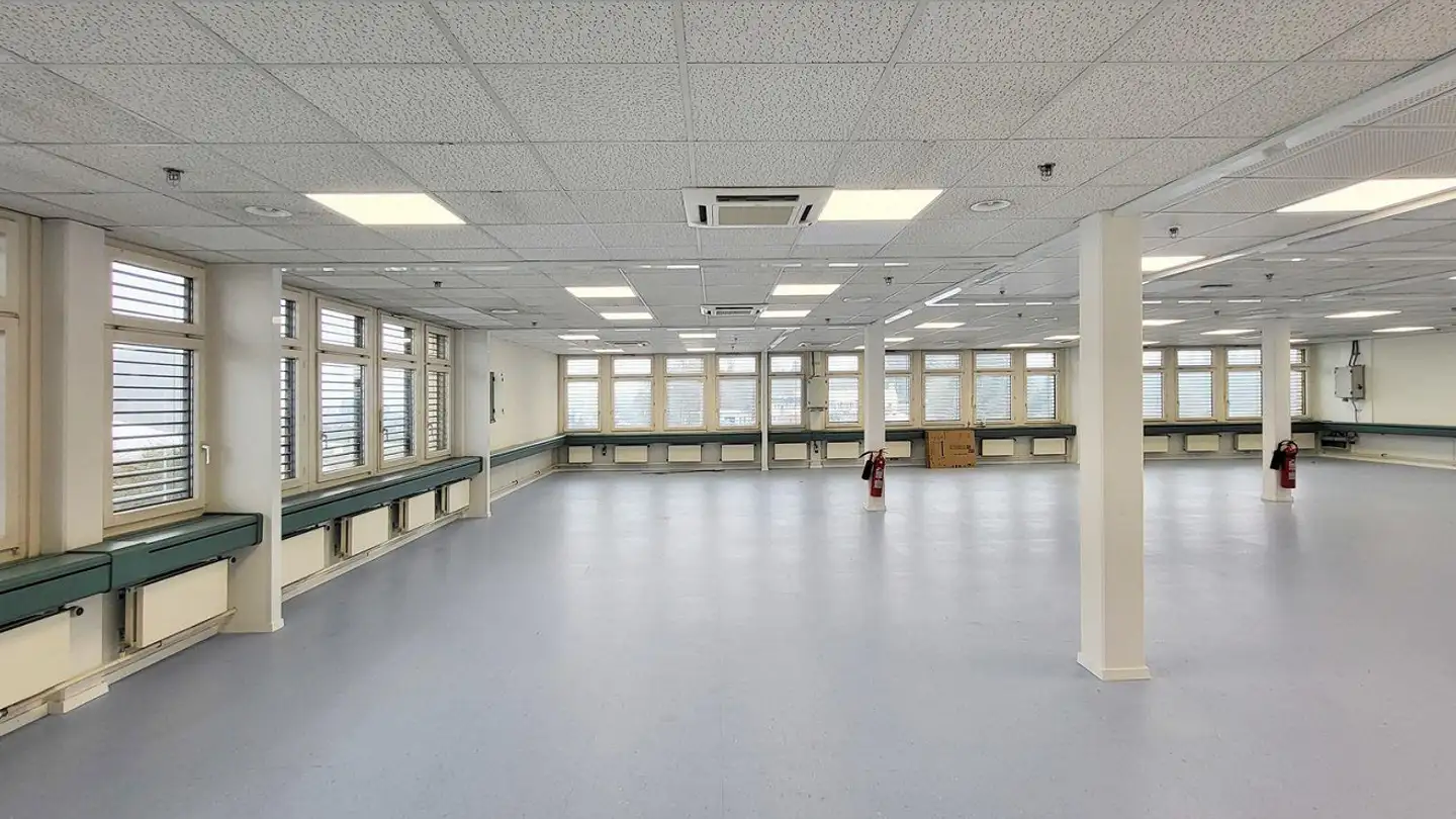 Commerciale in affitto - Hintermättlistrasse 1, 5506 Mägenwil - Foto 2