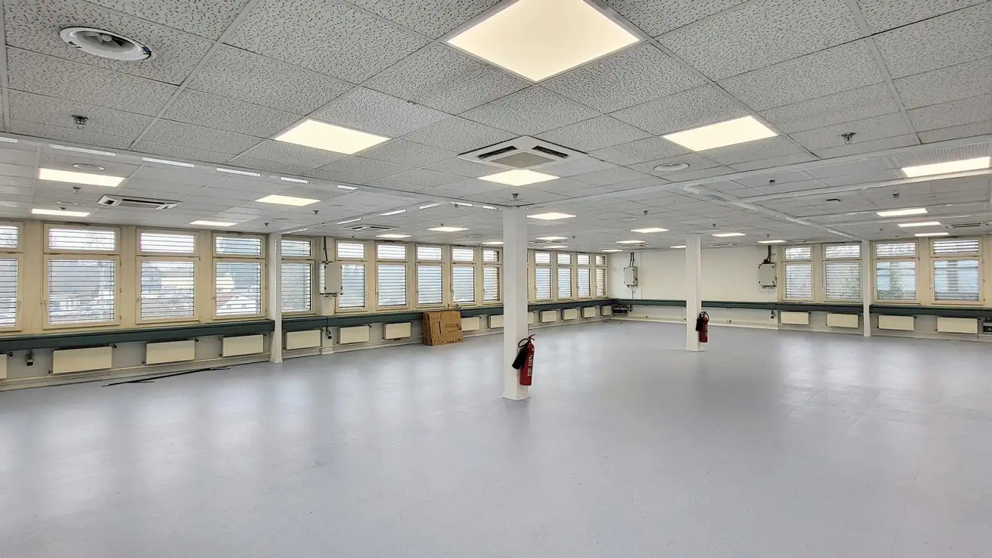 Commerciale in affitto - Hintermättlistrasse 1, 5506 Mägenwil - Foto 3