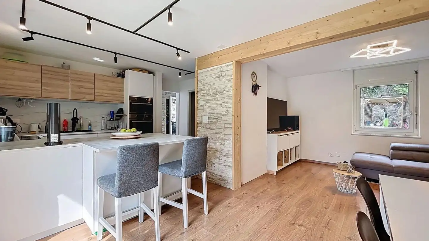 Single house for sale - 1926 Fully