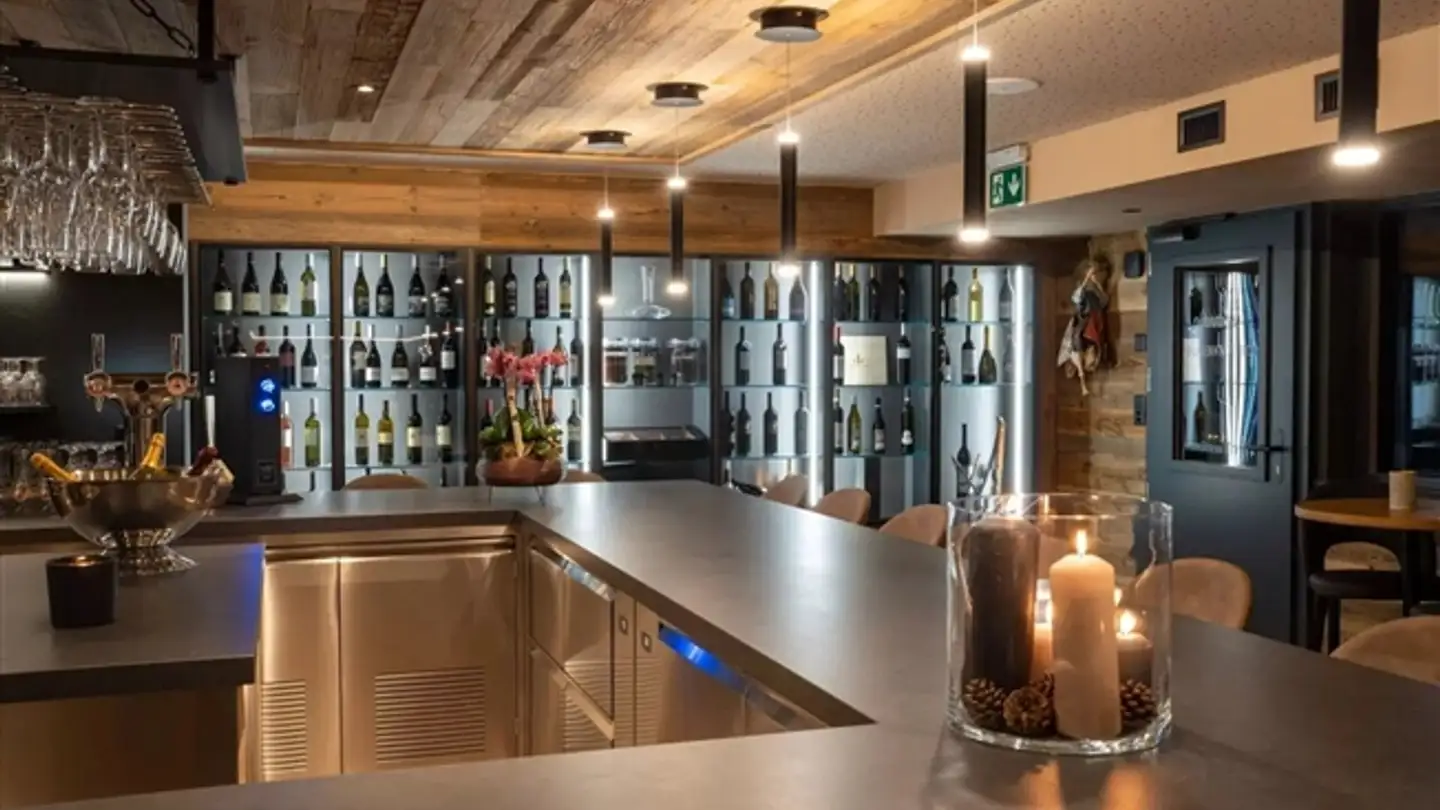 Office space for sale - 3961 Grimentz