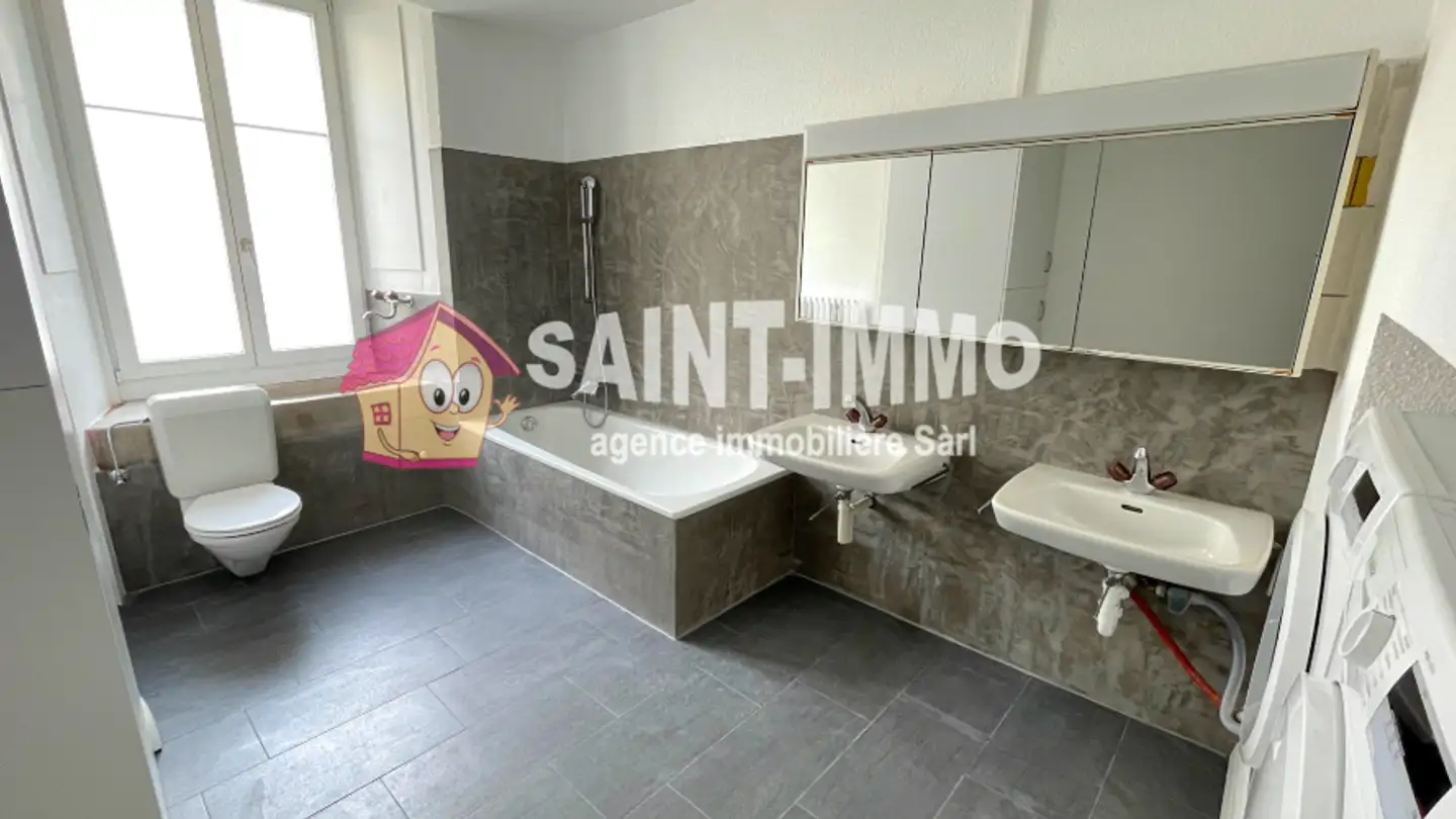 Residential building for sale - 2610 St-Imier - Photo 3
