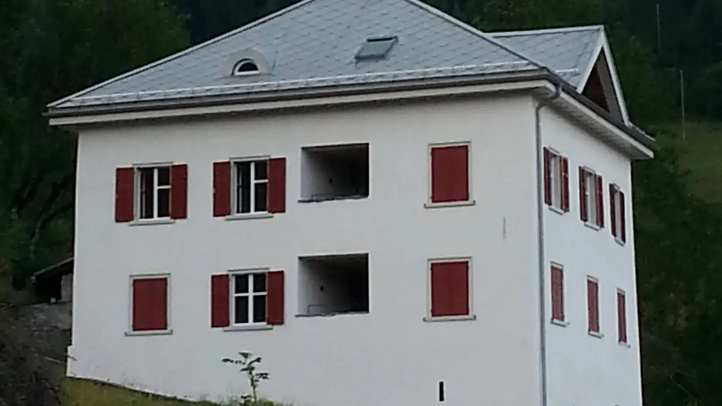 Appartamento in affitto - Via Vitg Sura 30, 7151 Schluein