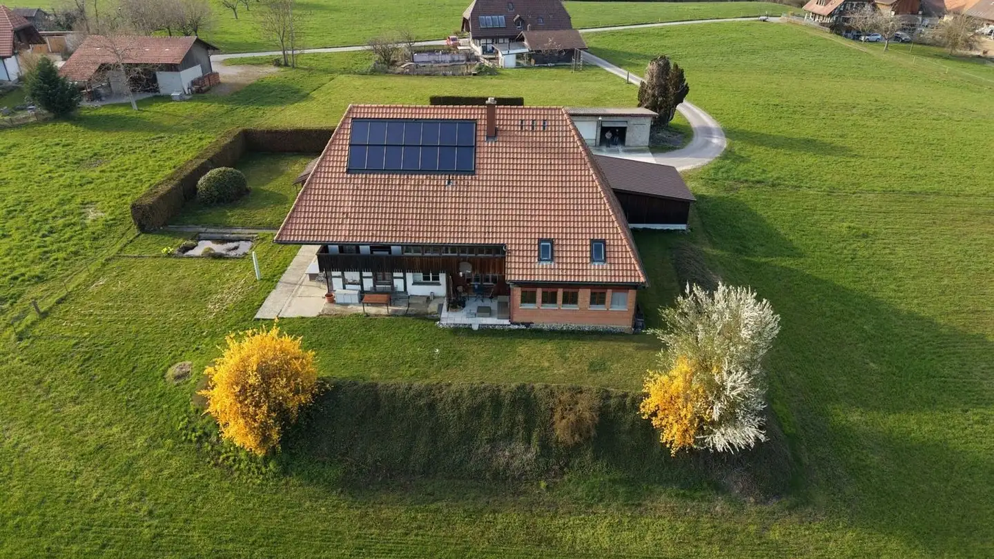 Immeuble résidentiel à vendre - Rotholzstrasse 7, 3266 Wiler b. Seedorf