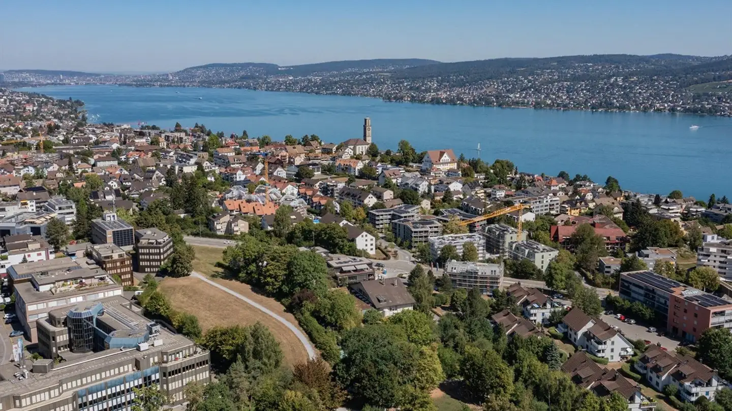 Constructible plot for sale - 8800 Thalwil