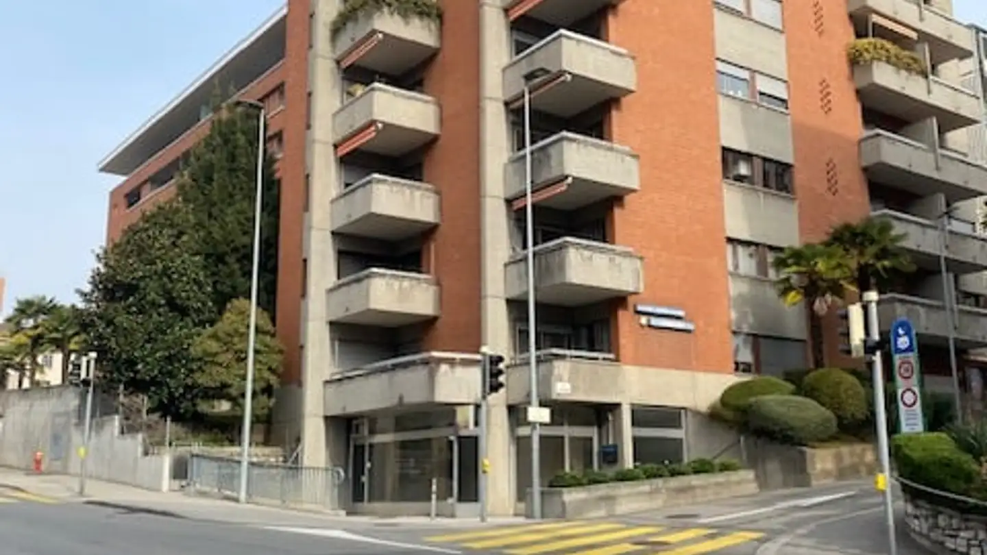 Negozio in vendita - Via Coremmo 1, 6900 Lugano