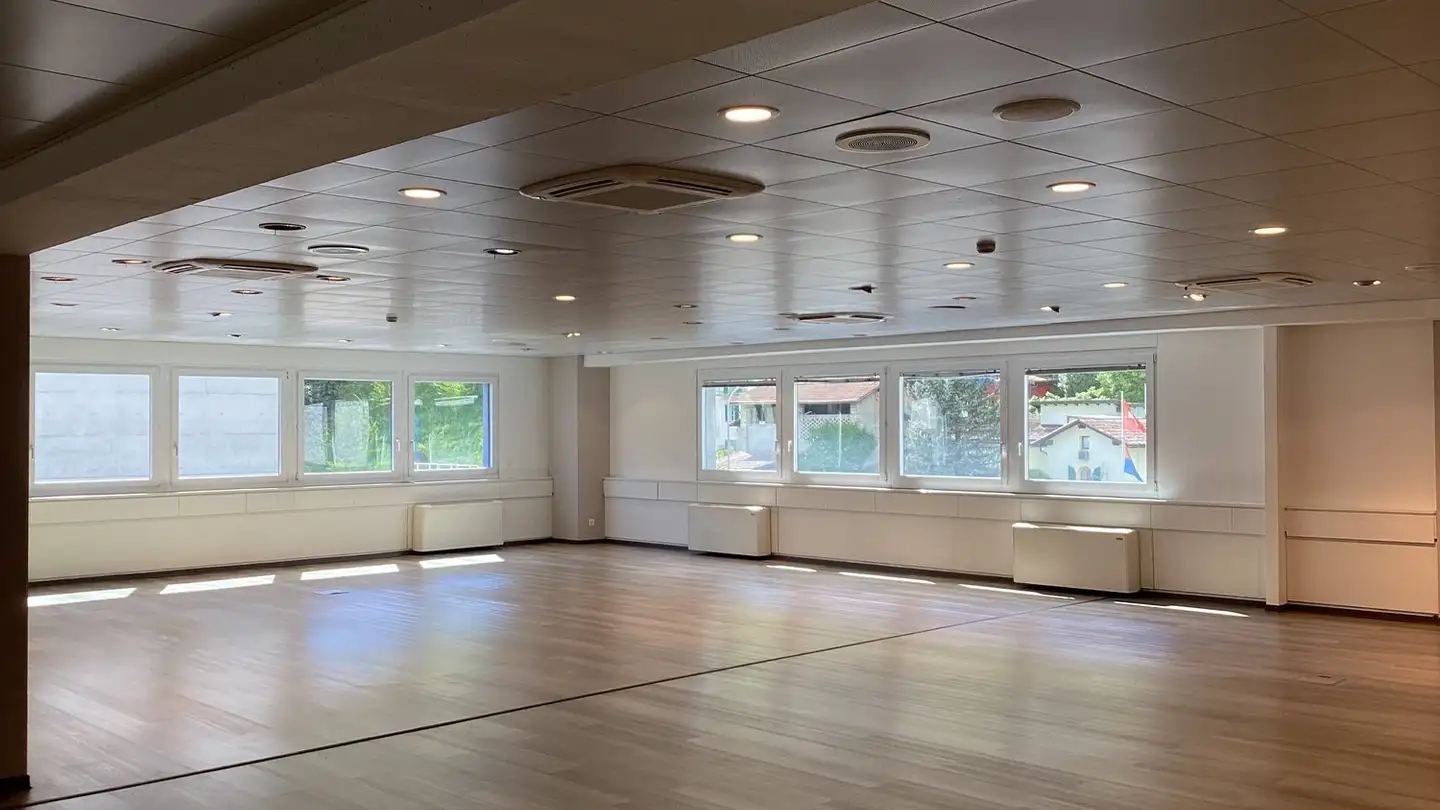 Spazio ufficio in affitto - Via Cantonale 2b, 6928 Manno - Photo 4