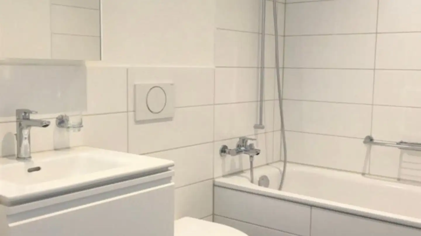 Appartement à louer - Landstrasse, 8957 Spreitenbach - Photo 3