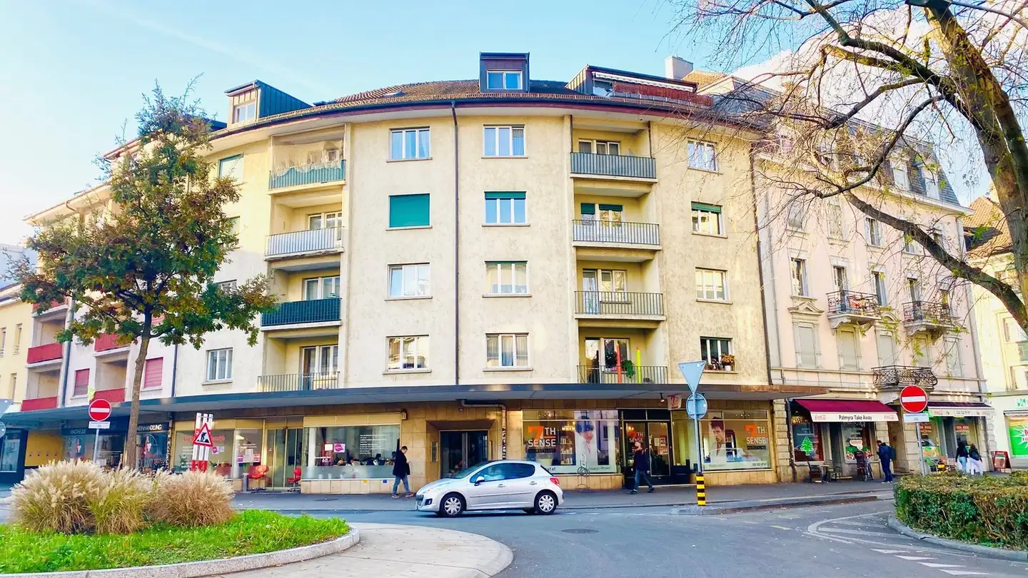 Gewerbe mieten - Rue De Morat / Murtenstrasse 18, 2502 Biel/Bienne