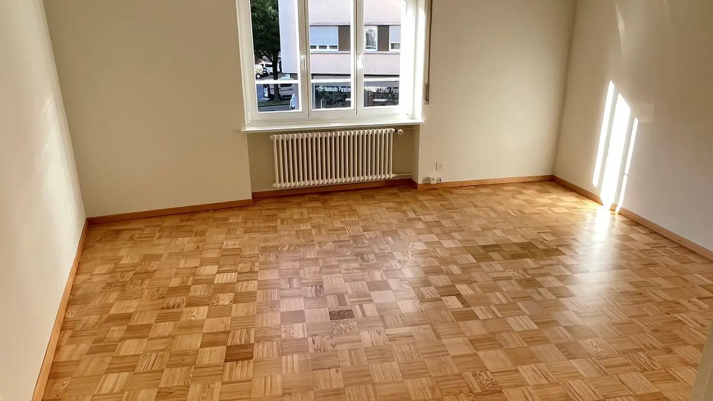 Gewerbe mieten - Rue De Morat / Murtenstrasse 18, 2502 Biel/Bienne - Foto 4