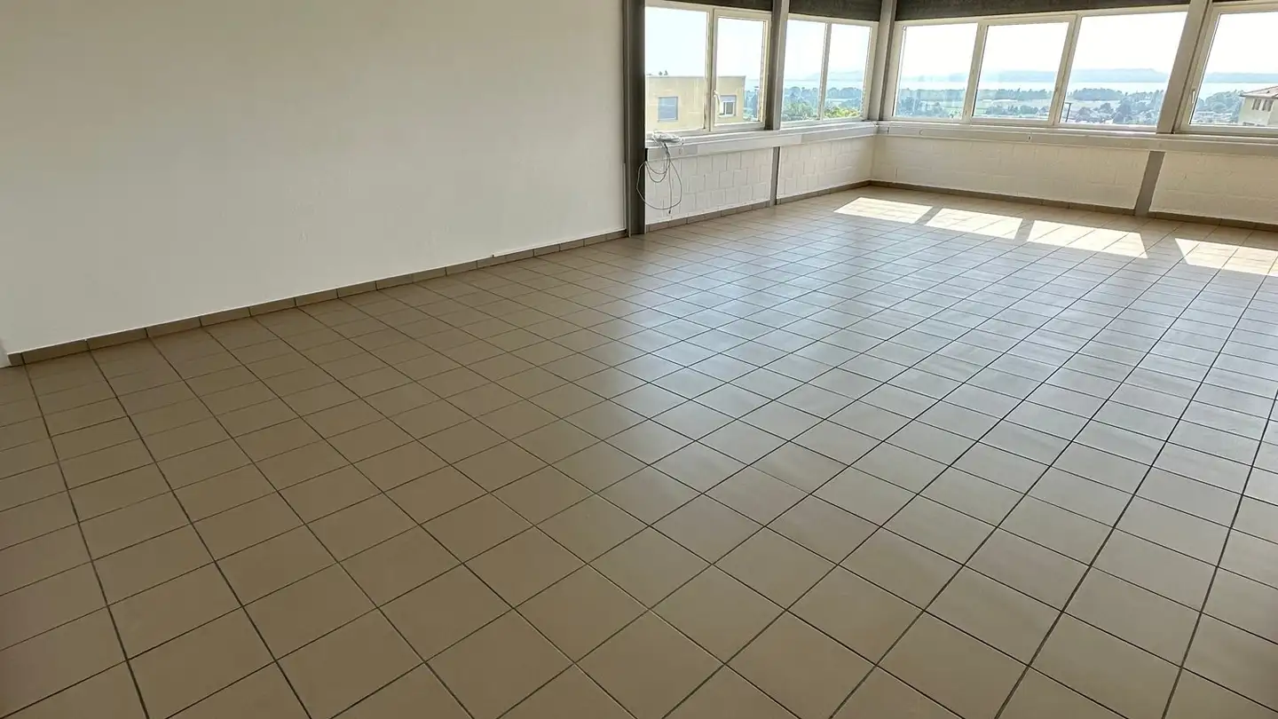 Commercial for rent - Chemin De La Baconnière 49, 2017 Boudry - Photo 2