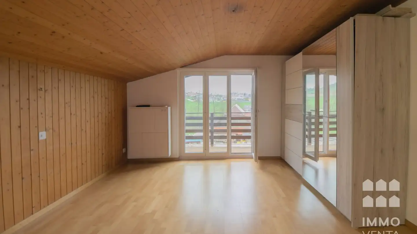 Attic flat for rent - Alte Bernstrasse 37, 3253 Schnottwil - Photo 4