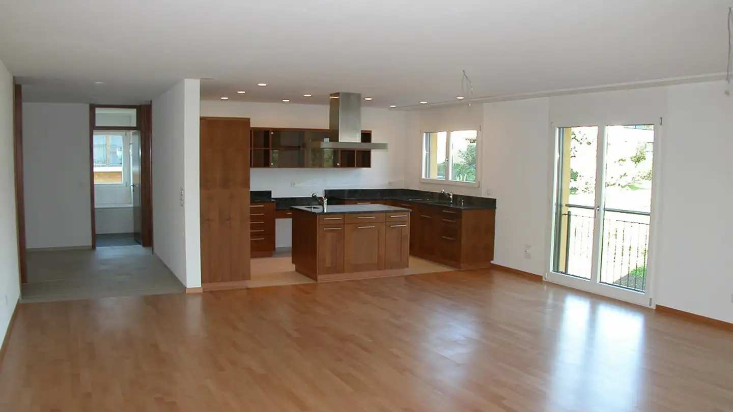 Apartment for rent - Wiesenrain 1, 8730 Uznach - Photo 2