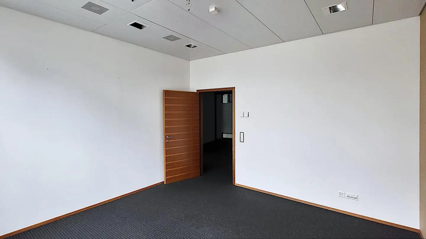 Commerciale in affitto - Bahnhofstrasse 140, 8620 Wetzikon ZH - Foto 3