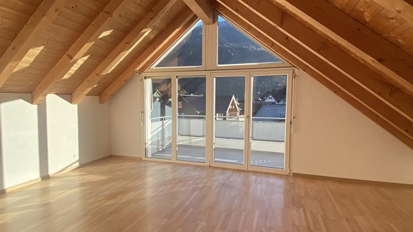 Penthouse mieten - Via Sogn Pieder 10, 7013 Domat/Ems