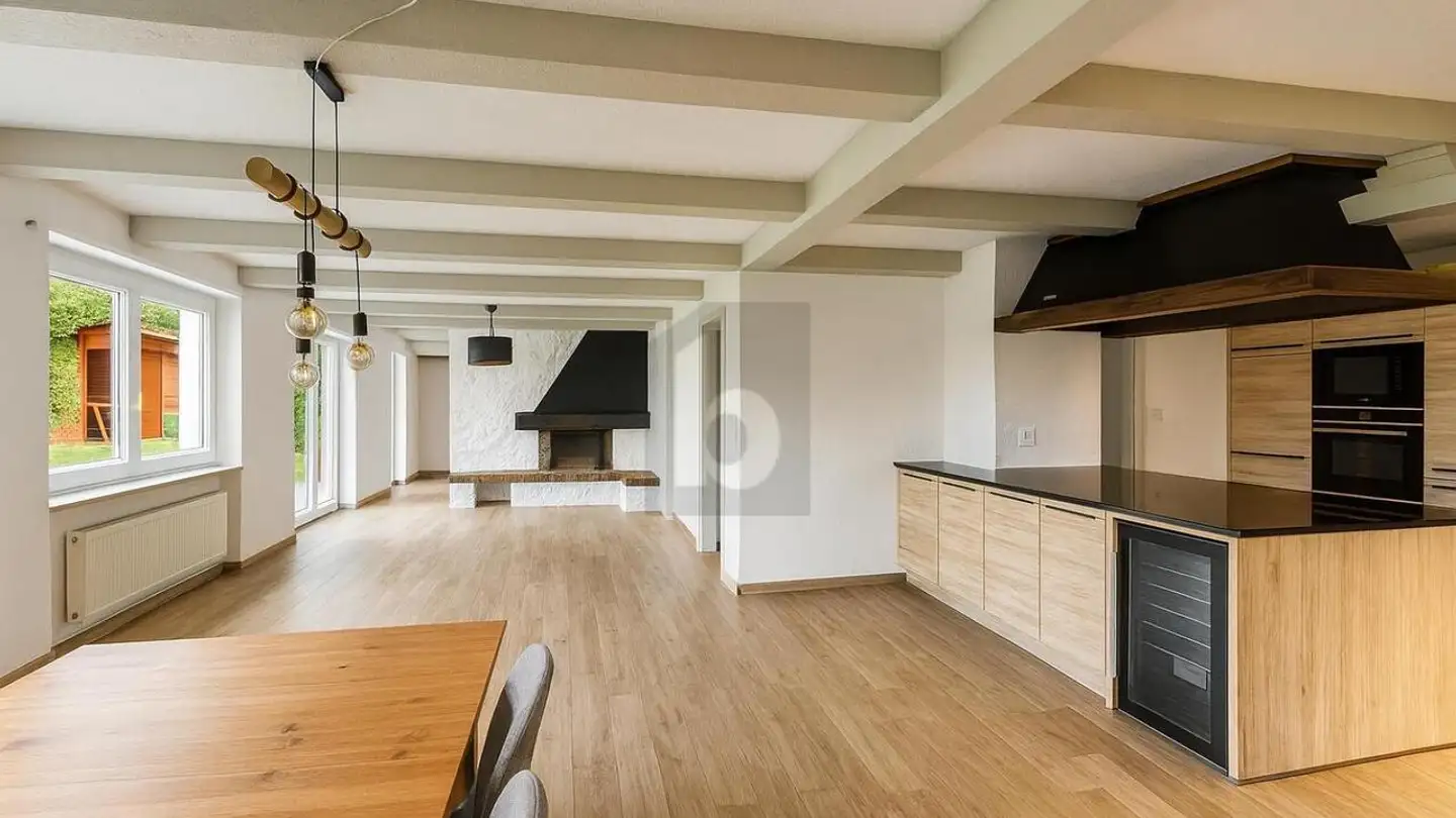 Cave house for sale - 2857 Montavon