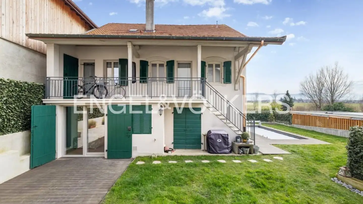 Single house for sale - 1239 Collex