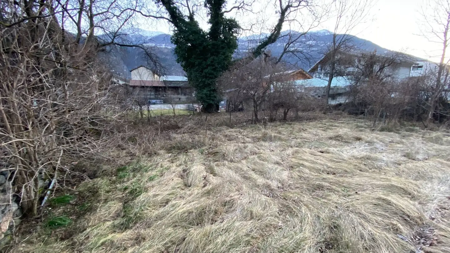 Terreno edificabile in vendita - 3942 Raron