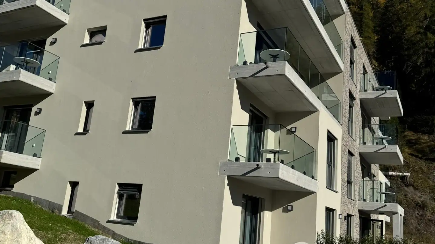 Appartement à louer - Veia Soras 33, 7460 Savognin