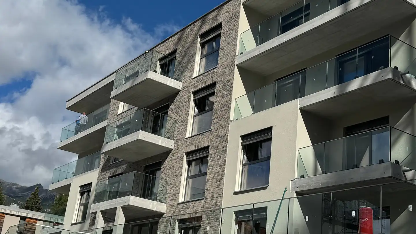 Appartement à louer - Veia Soras 33, 7460 Savognin - Photo 2
