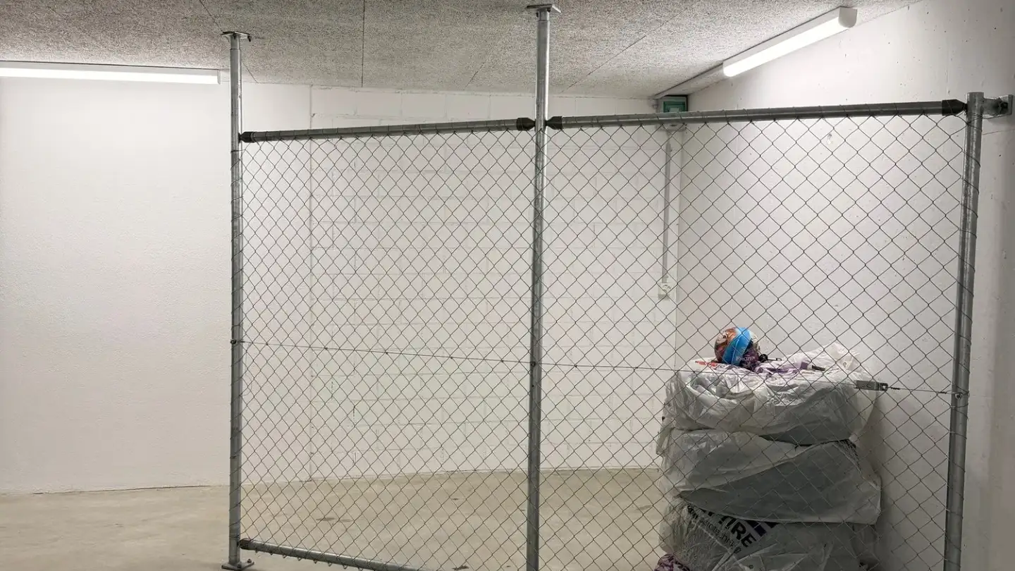 Parcheggio interno per moto in affitto - Talstrasse 26, 5037 Muhen - Foto 2