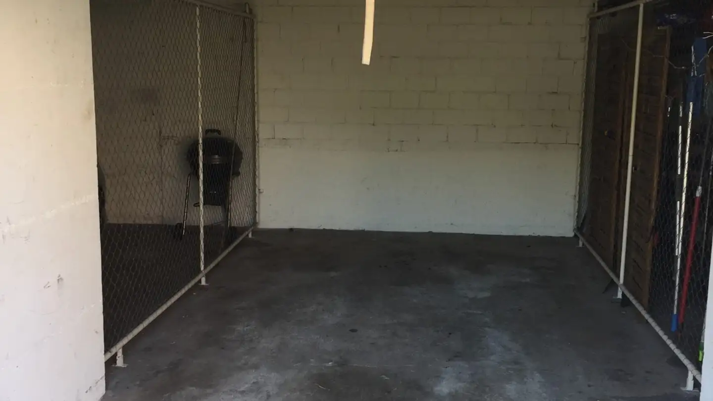 Garage individuel à louer - Grämigerstrasse 9, 9606 Bütschwil