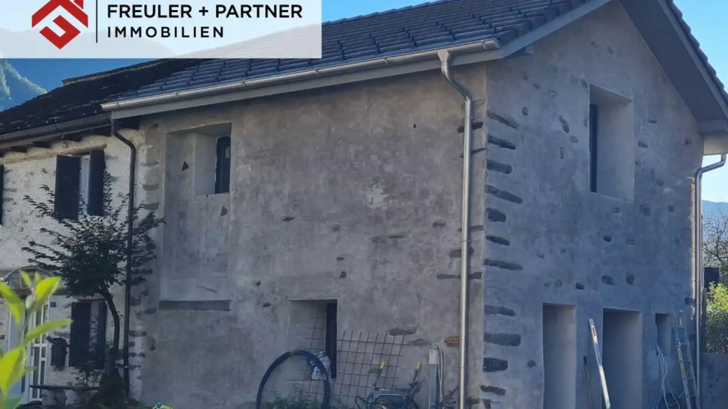 Haus kaufen - Via Al Pont, 6557 Cama
