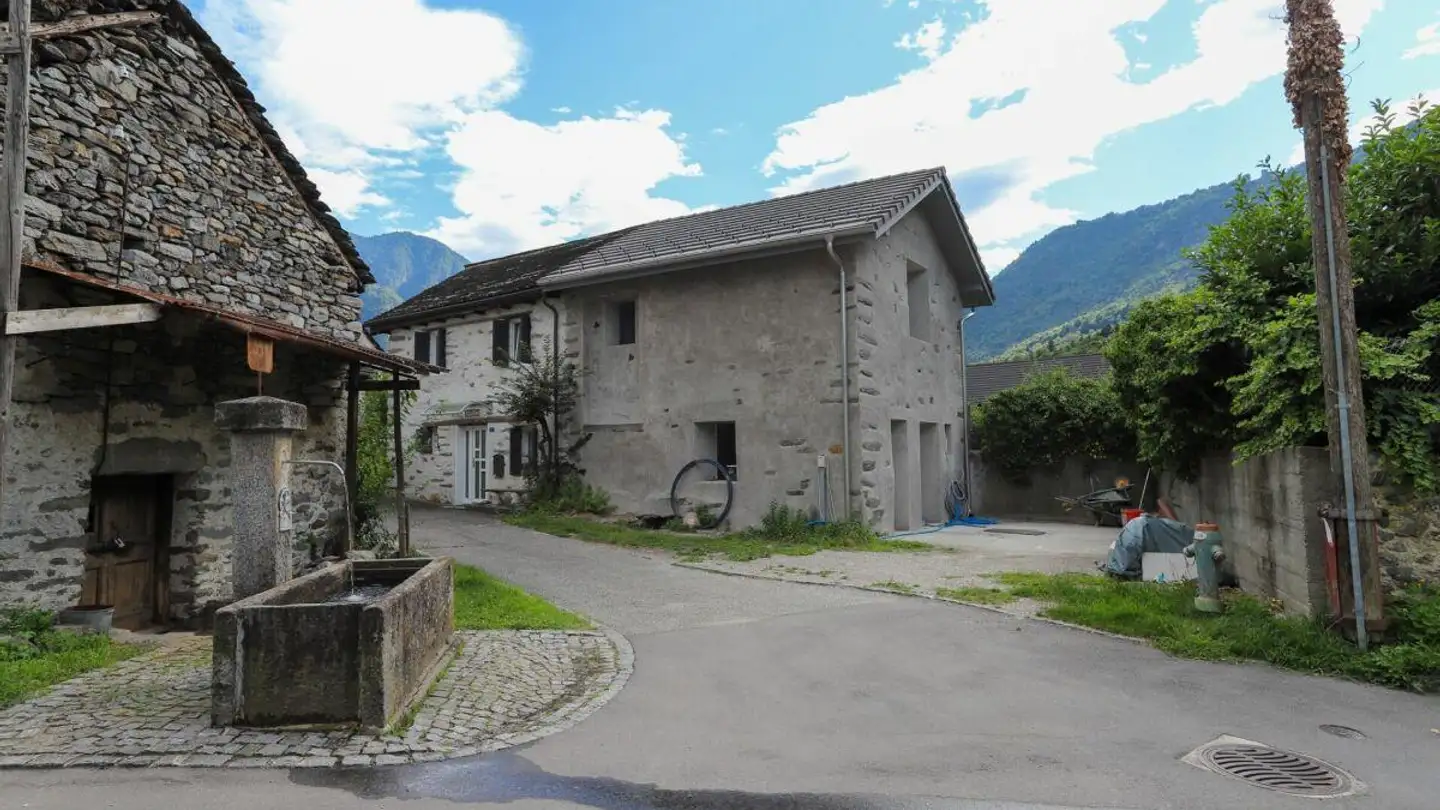 Casa singola in vendita - Via Al Pont, 6557 Cama - Photo 2