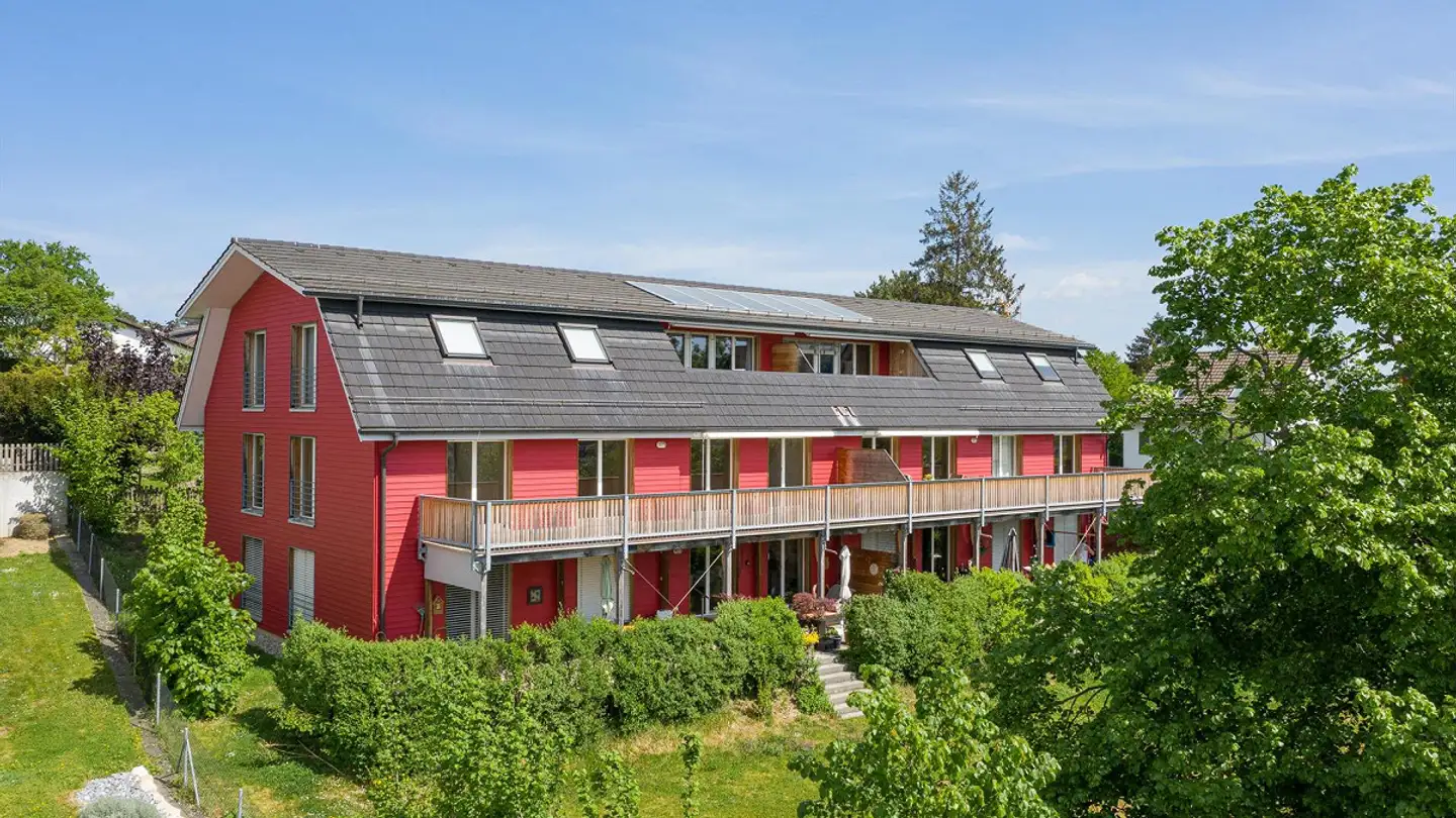 Outdoor parking space for rent - Kummelenstrasse 30, 4104 Oberwil BL