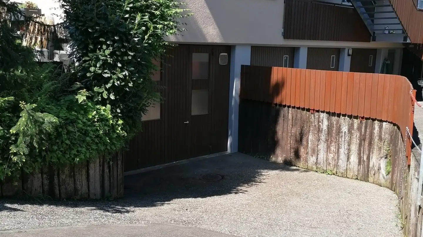 Garage doppio in affitto - Hinwilerstrasse 9, 8626 Ottikon (Gossau ZH) - Foto 2