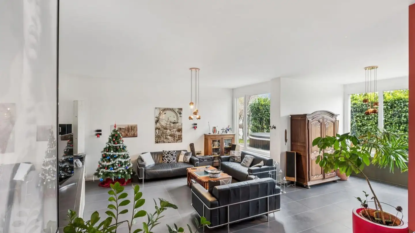 Single house for sale - 3238 Gals - Photo 3