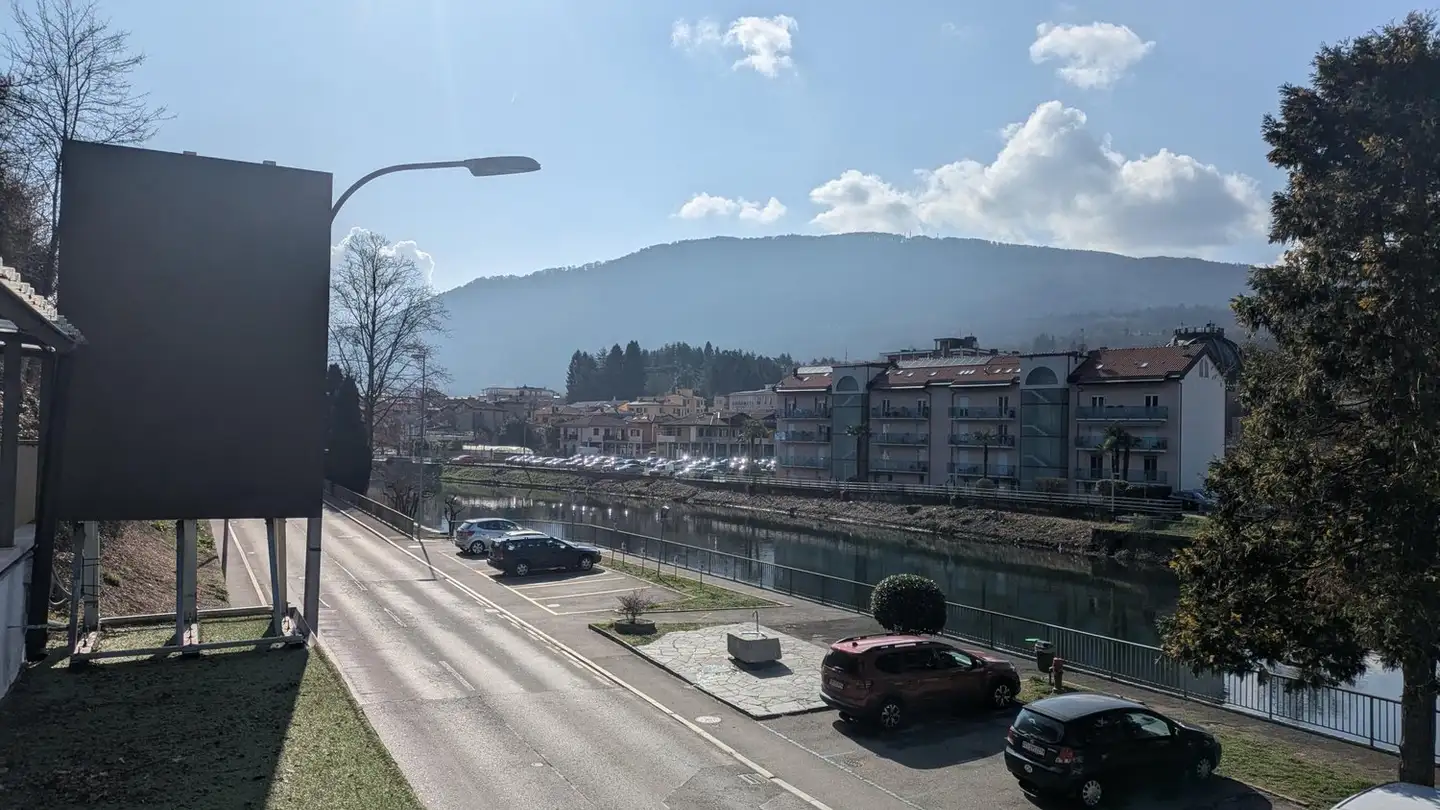 Appartamento in affitto - Lungo Tresa 20, 6988 Ponte Tresa - Foto 2