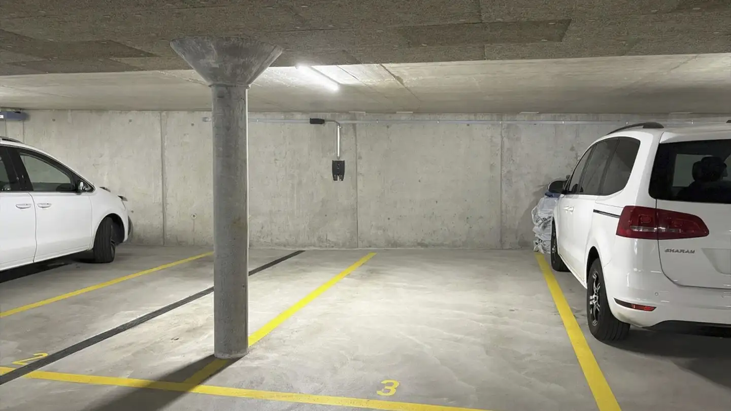 Underground parking space for rent - Alte Herschärenstrasse 4a, 8633 Wolfhausen