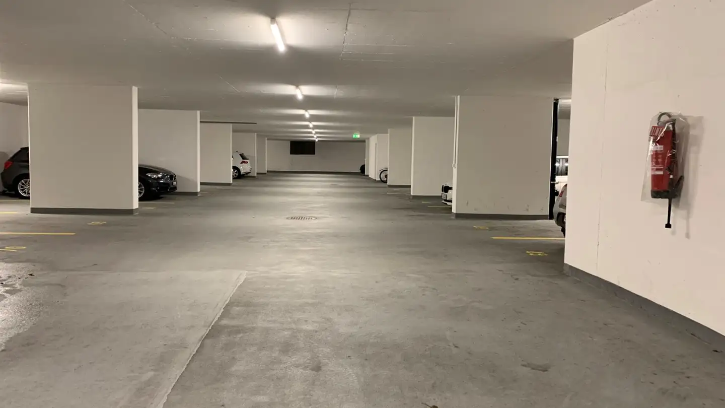 Parkplatz im Freien mieten - Waldweg 2, 5313 Klingnau